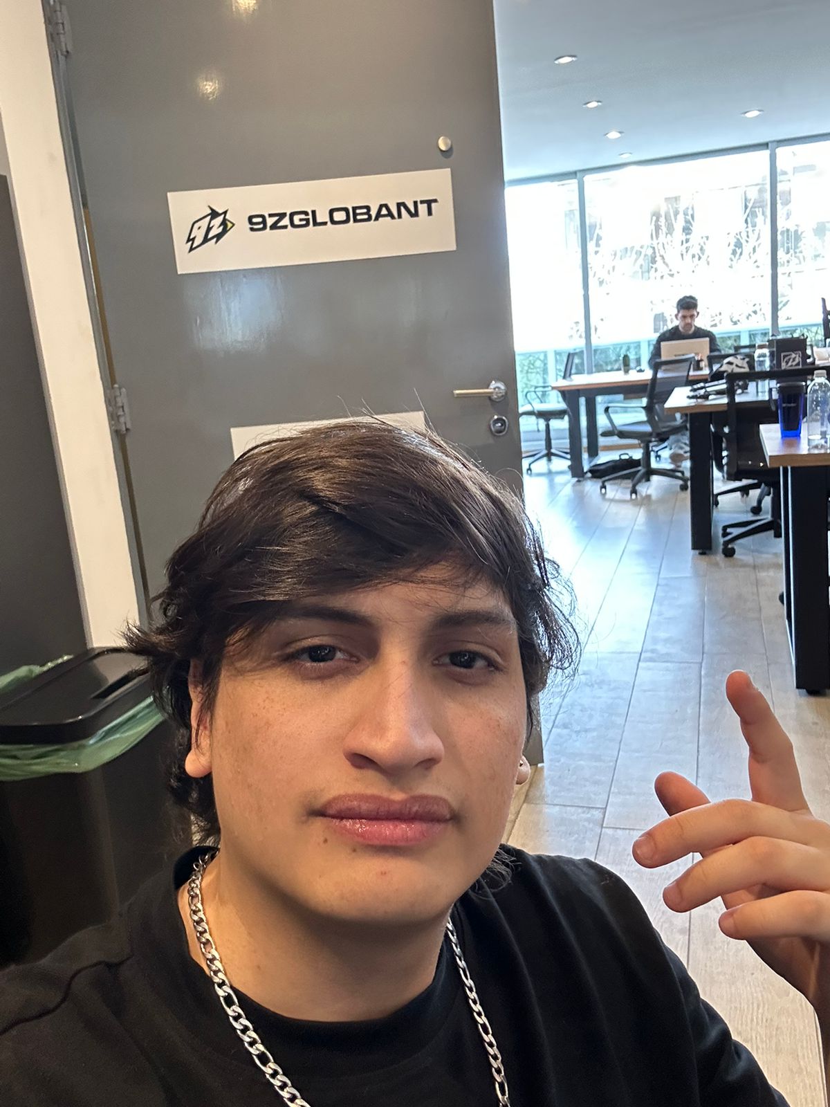 Alejo Warles Welcome Post